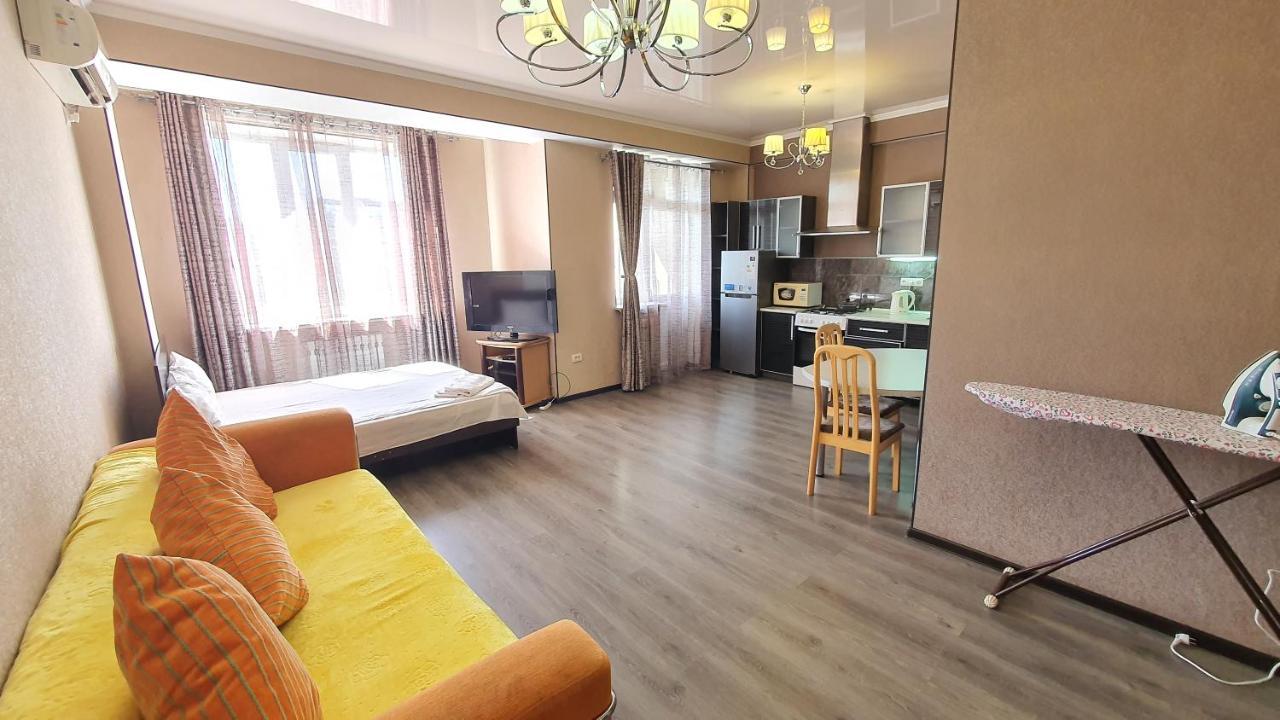 Orange Apartment With Panoramic View Бишкек Экстерьер фото
